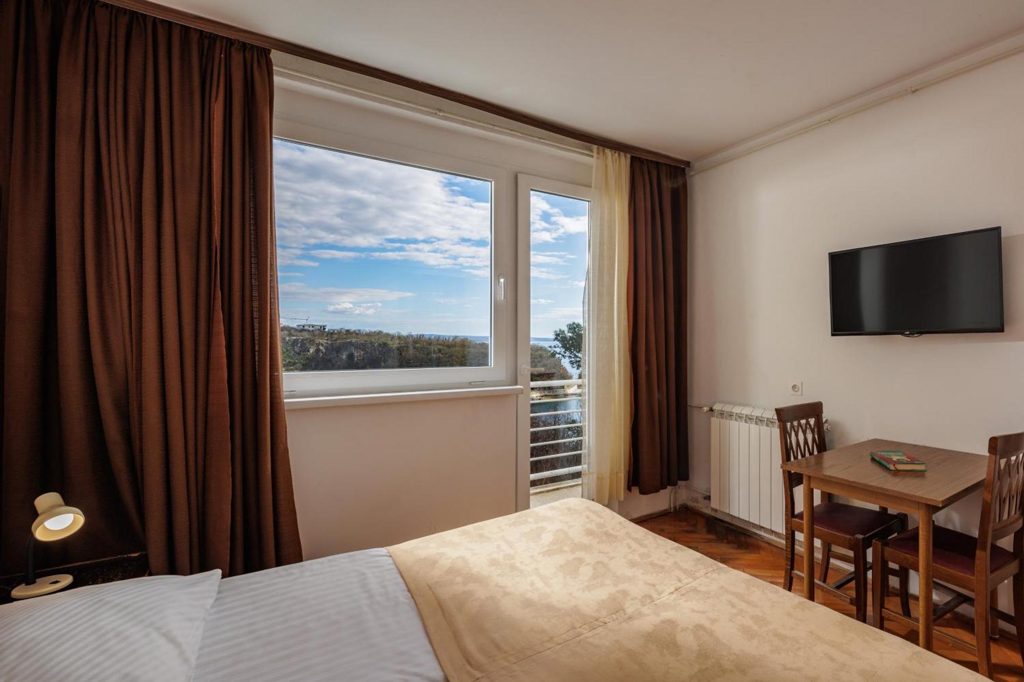 Boarding House Lucija Hotel Kostrena Exterior foto
