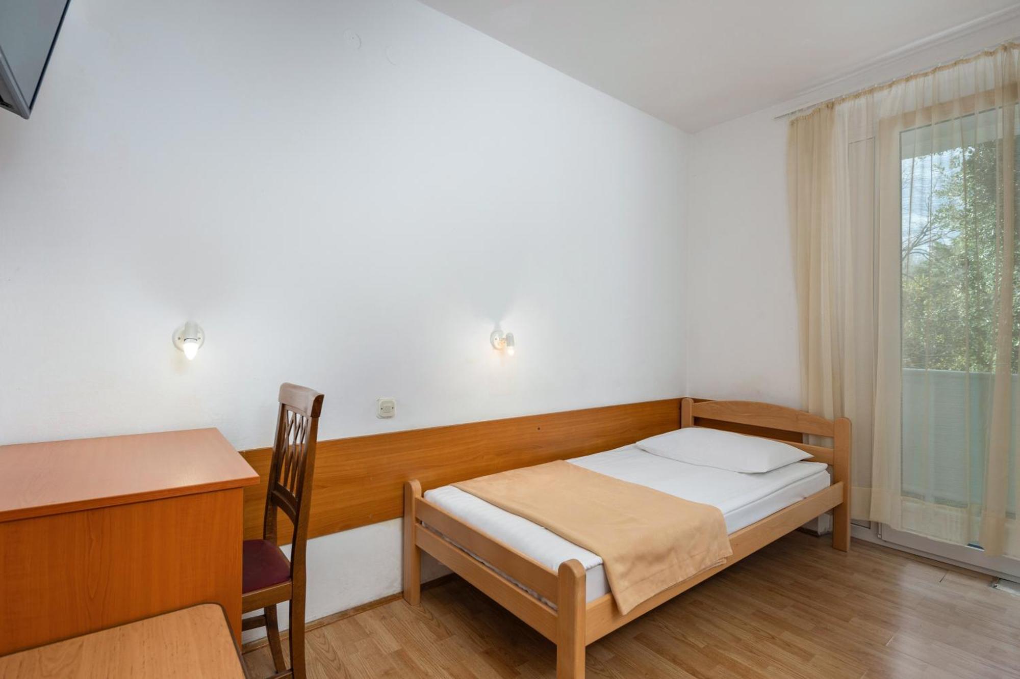 Boarding House Lucija Hotel Kostrena Exterior foto